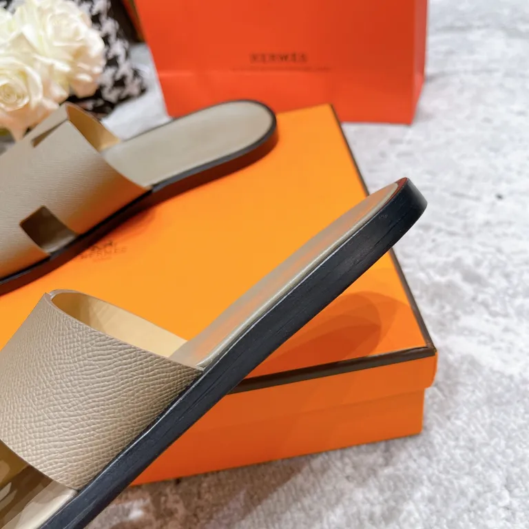 Hermes Shoe 